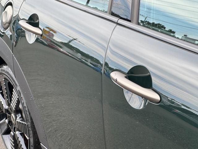 Bmw MINI 2023-03 12522-11