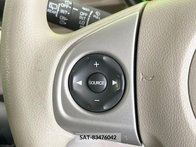 Honda N BOX 2013-06 333829-5