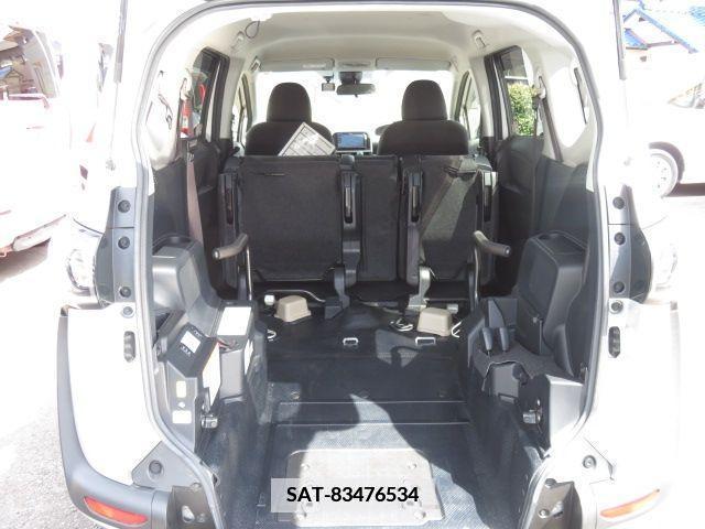 Toyota SIENTA 2019-07 368177-8