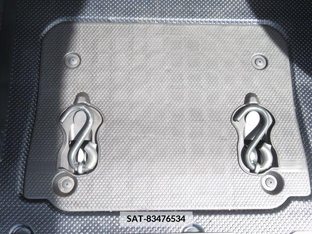 Toyota SIENTA 2019-07 368177-6