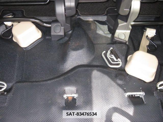 Toyota SIENTA 2019-07 368177-5