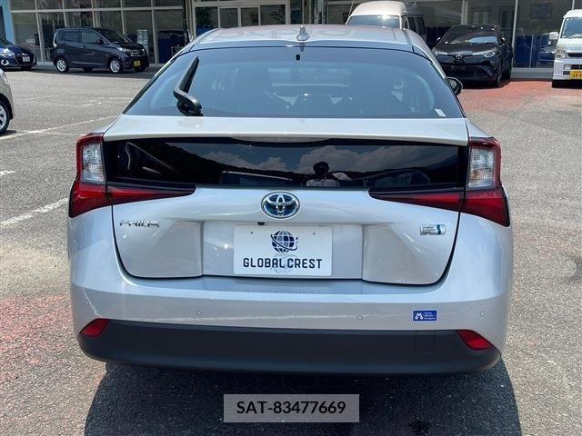 Toyota PRIUS 2022-01 322498-9