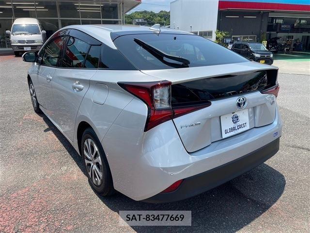 Toyota PRIUS 2022-01 322498-8
