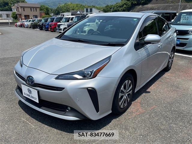 Toyota PRIUS 2022-01 322498-6