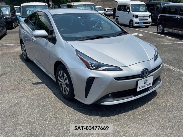 Toyota PRIUS 2022-01 322498-5
