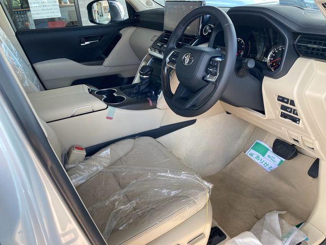Toyota LAND CRUISER 2023-09 11023-11