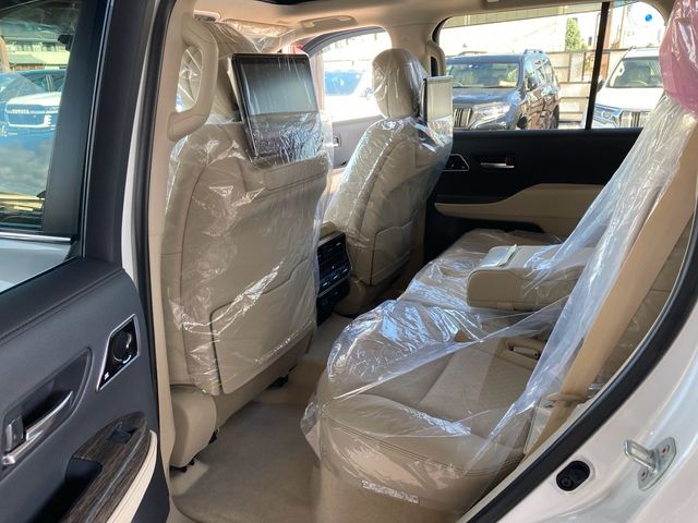 Toyota LAND CRUISER 2023-09 11023-26