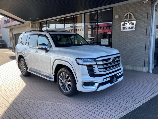 Toyota LAND CRUISER 2023-09 11023-0