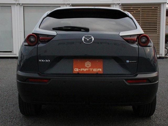 Mazda MX-30 2021-01 21671-7