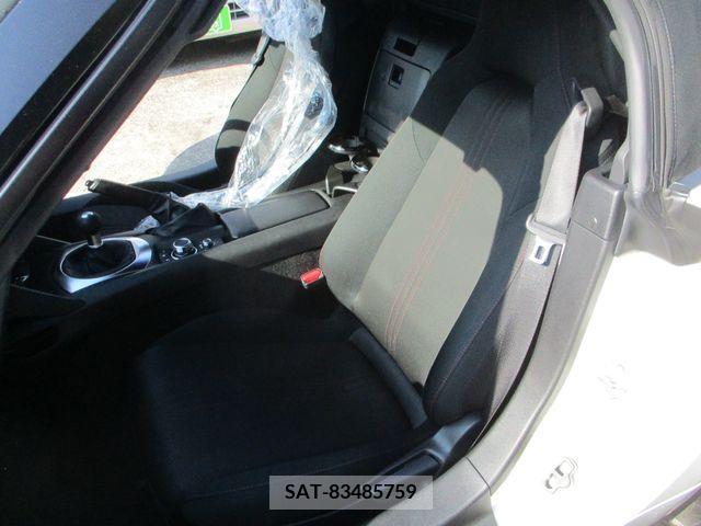 Mazda ROADSTER 2018-03 377416-17