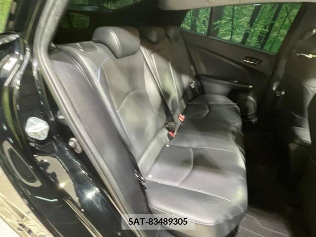 Toyota PRIUS 2019-10 373296-9