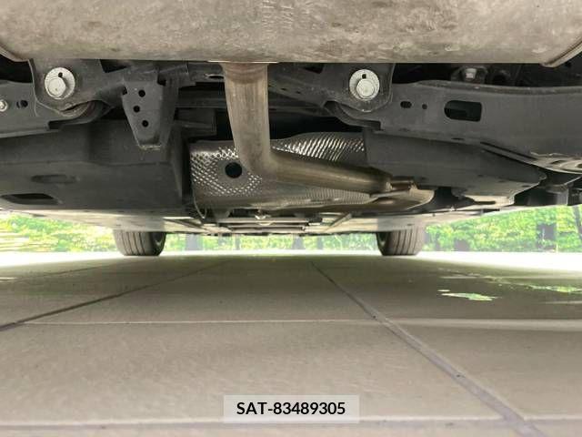 Toyota PRIUS 2019-10 373296-19
