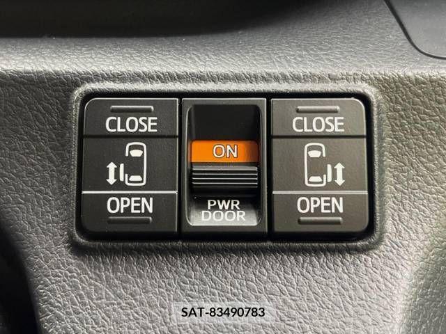 Toyota SIENTA 2016-03 368173-5