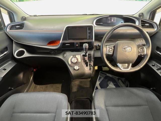 Toyota SIENTA 2016-03 368173-1