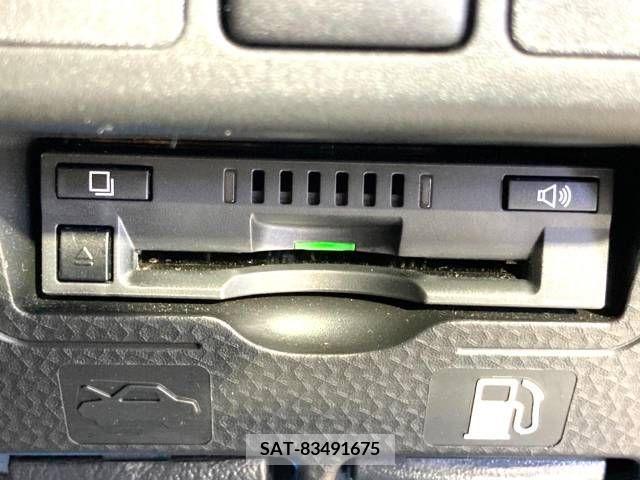 Toyota ROOMY 2019-08 209741-7