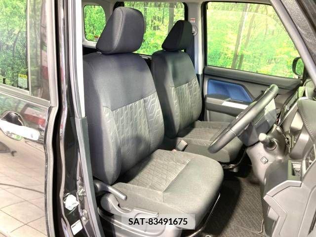 Toyota ROOMY 2019-08 209741-8