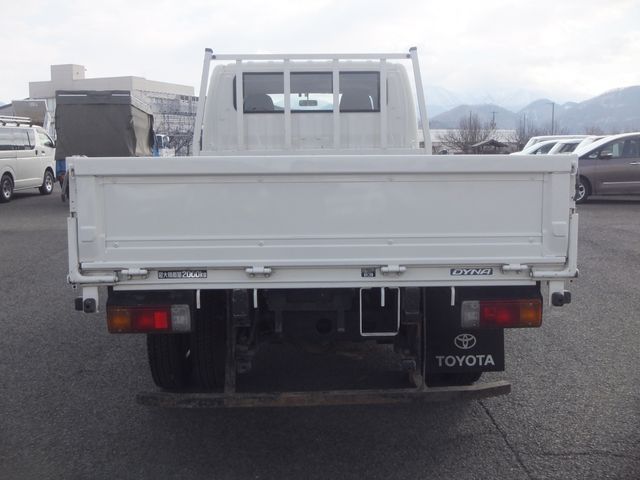 Toyota DYNA TRUCK 2005-07 1877-6