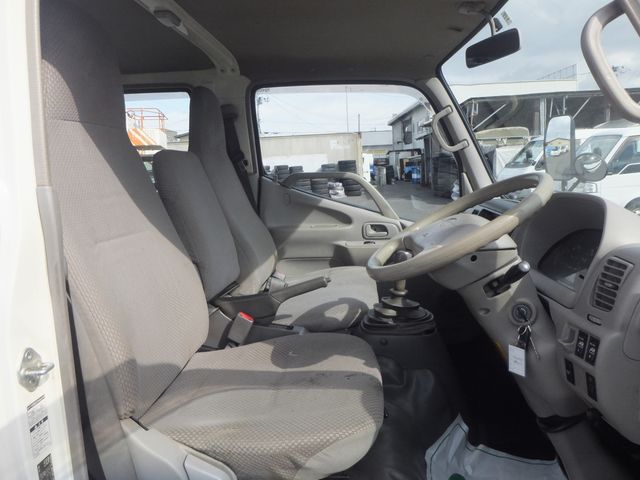 Toyota DYNA TRUCK 2005-07 1877-12
