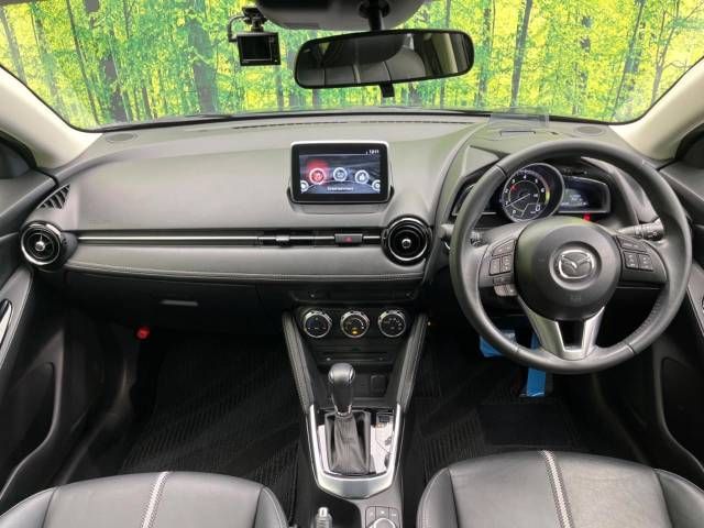 Mazda DEMIO 2016-07 13498-1