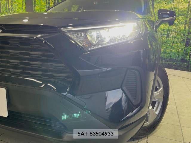 Toyota RAV4 2023-05 208515-12