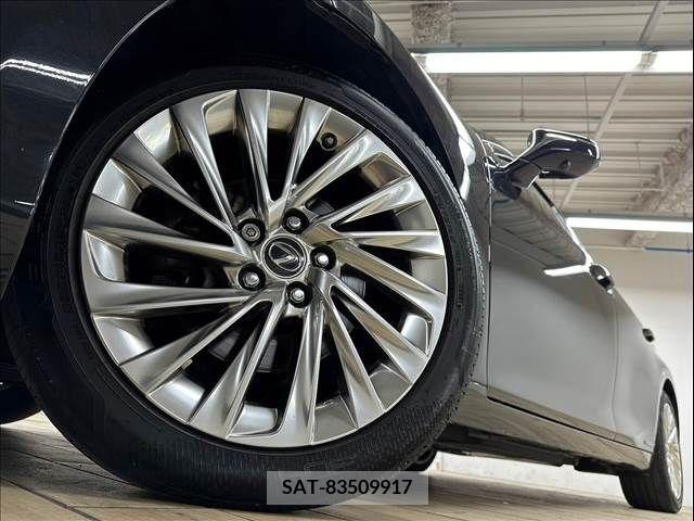 Lexus ES 2020-03 334395-10