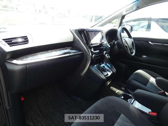 Toyota VELLFIRE 2019-01 394744-9