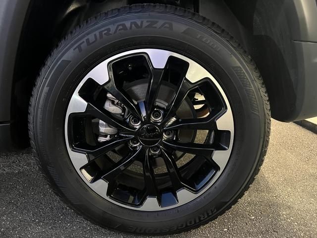 Jeep COMPASS 2022-05 18833-18