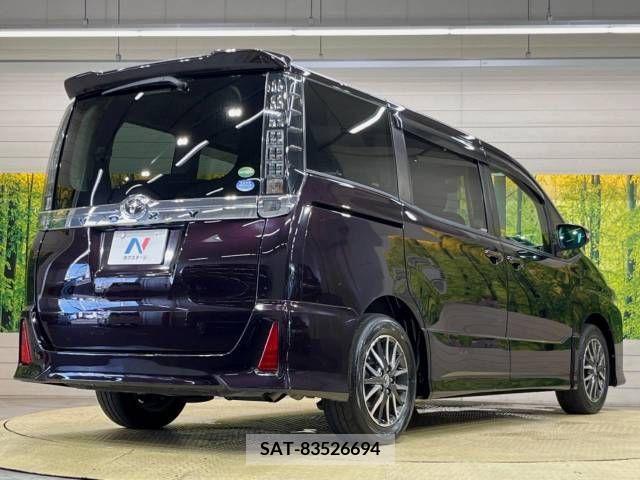 Toyota VOXY 2015-12 377080-18
