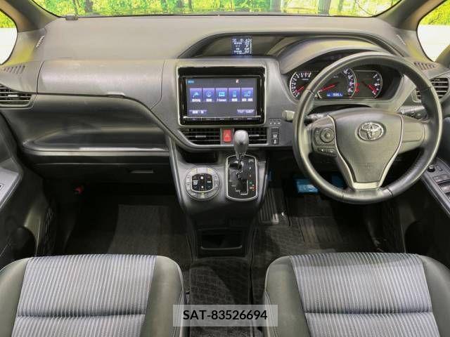 Toyota VOXY 2015-12 377080-1