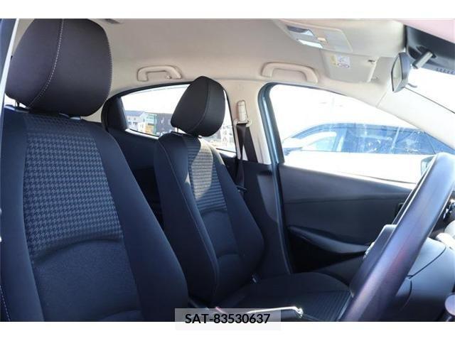 Mazda DEMIO 2018-10 207619-16