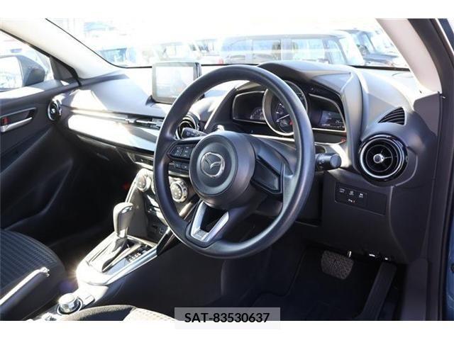 Mazda DEMIO 2018-10 207619-6