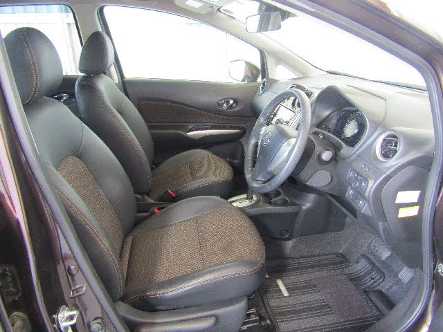 Nissan NOTE 2015-07 192988-12