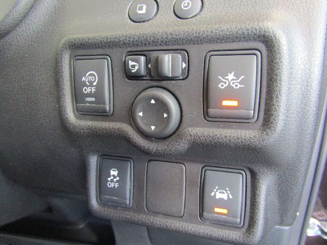 Nissan NOTE 2015-07 192988-10