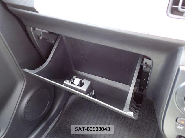 Suzuki ALTO 2017-01 305040-6