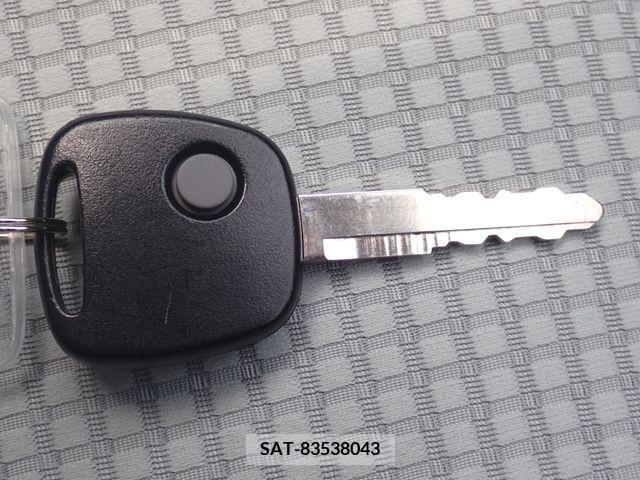 Suzuki ALTO 2017-01 305040-18