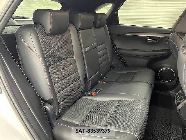 Lexus NX 2015-08 214749-8