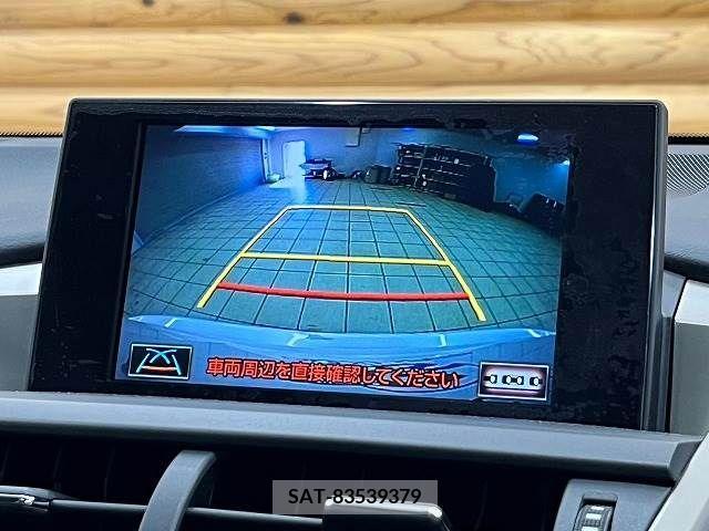 Lexus NX 2015-08 214749-3