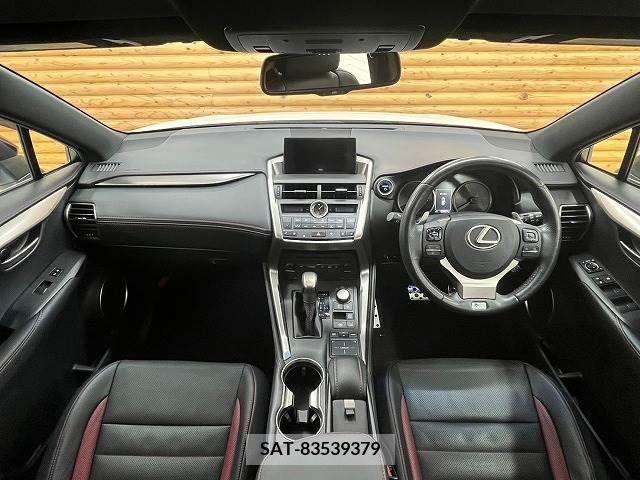 Lexus NX 2015-08 214749-1