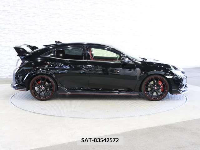 Honda CIVIC 2018-05 264463-12