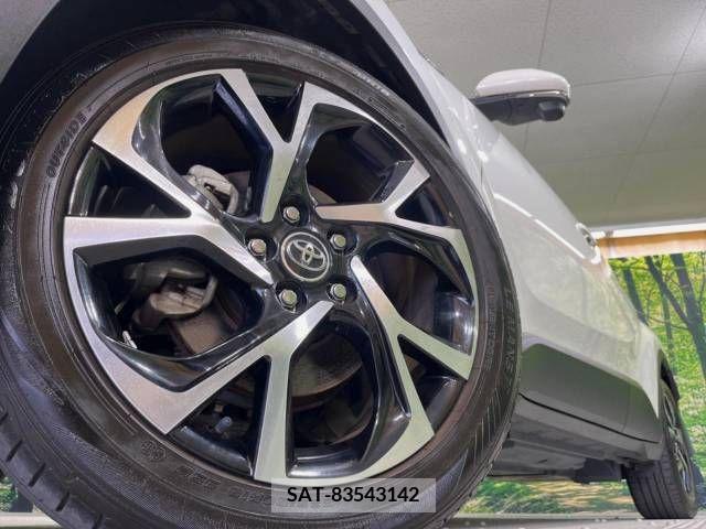 Toyota C-HR 2018-10 346485-13