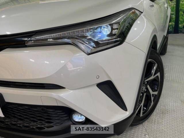 Toyota C-HR 2018-10 346485-12