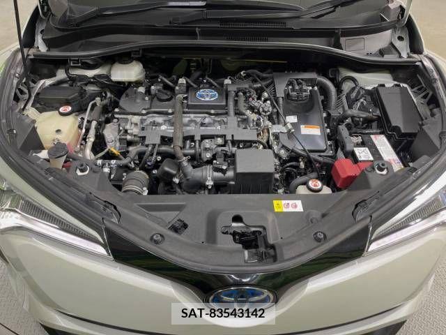 Toyota C-HR 2018-10 346485-18