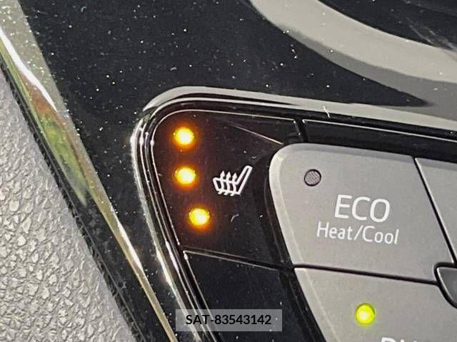 Toyota C-HR 2018-10 346485-5