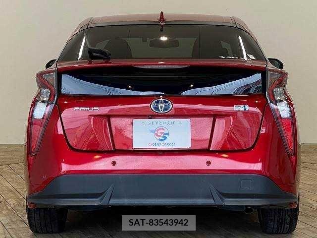 Toyota PRIUS 2017-03 381208-12