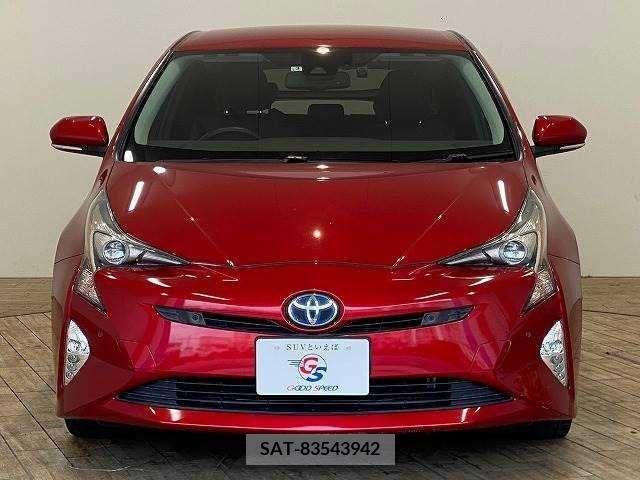 Toyota PRIUS 2017-03 381208-11