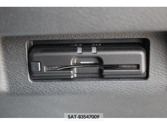 Nissan KICKS 2020-10 362293-7