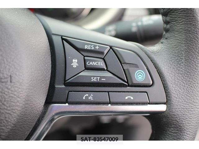 Nissan KICKS 2020-10 362293-5