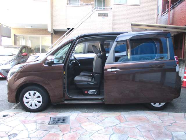 Toyota SPADE 2012-10 6180-9