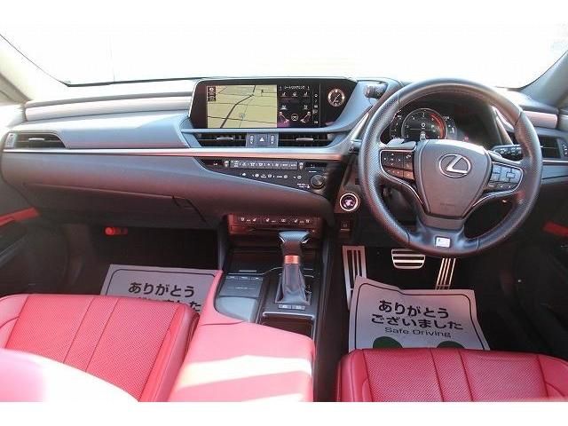 Lexus ES 2019-08 194083-14