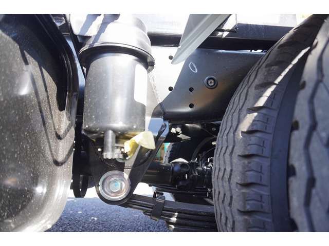 Mitsubishi CANTER 2023-06 190933-11